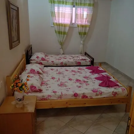 Ferienhaus Toni *